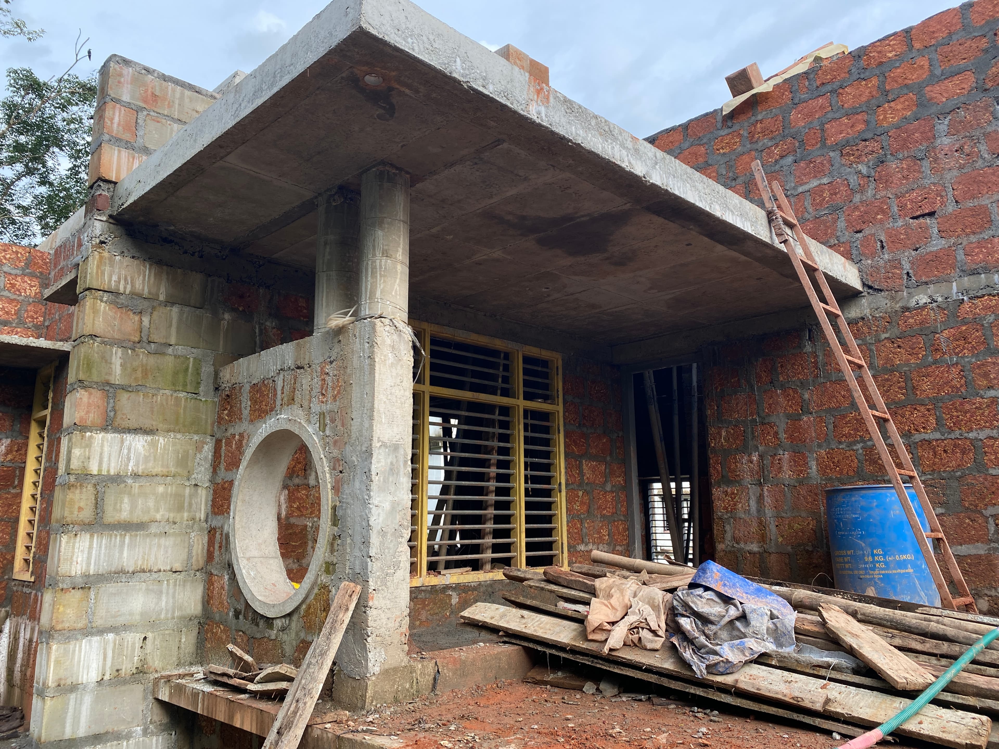 Mr. IRFAD KALIKKAVU site – image 6